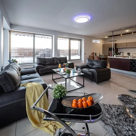 Skyhouse Lux Penthouse & Apartment Riga