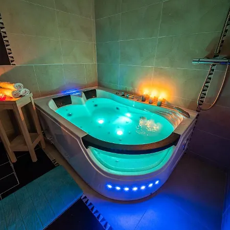 Skyhouse Lux Penthouse & Riga