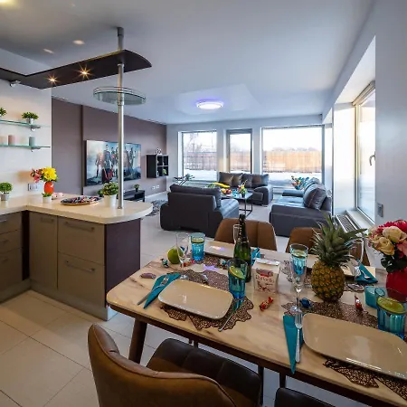 Apartment Skyhouse Lux Penthouse &